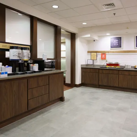 Hampton Inn Hays-North of I-70