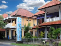 Baru Dua Beach Hotel and Restaurant Hôtels à : 