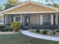 Charming 3-bedroom house with WiFi and AC in fabulous Orlando