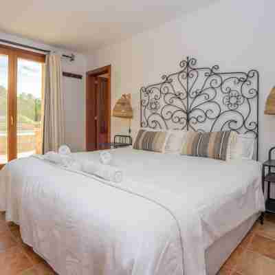 SA PUNTA - Villa with private pool in Son Carrio. Free WiFi Rooms