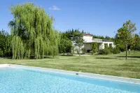 The Green Home - Pools