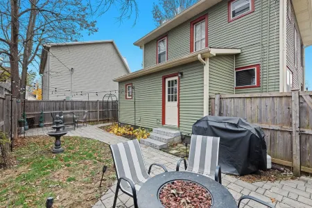 The Winston House - Cozy 3Br/2BA Отели в г. Джонсон