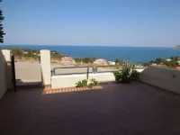 APARTMENT IN LLANÇA VERY CLOSE TO THE BEACH