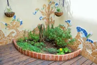 Cocoon in the Heart of Prades