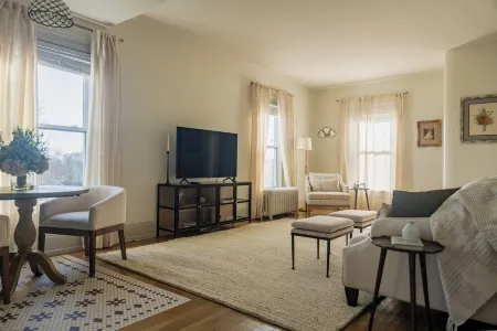 Kellys Suite Отели в г. Женева