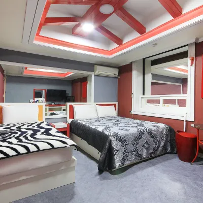 Gwangju Nongseong-Dong Crystal Hotels near Hwajeong Station