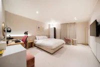 Yeosu Hakdong Yaja Hotels near Yeocheon Station