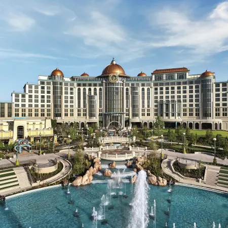 Universal Helios Grand Hotel