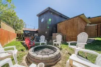 Hot Tub + Fire Pit + Corn Hole + BBQ + Game Room + Spa Bath