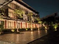 Neo Cempaka Hill Hotel Patrang 호텔