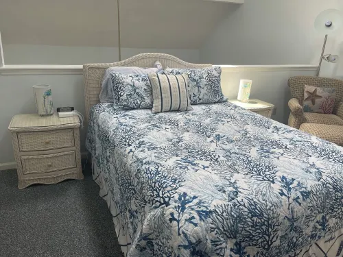Gated Community with Indoor and Outdoor Pools.Walk to Dining and Fun!