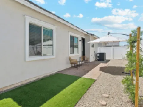 Sparkling Modern Home in Buckeye with Pool,BBQ Hotels in Buckeye