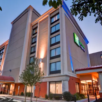 Holiday Inn Express BOSTON by IHG