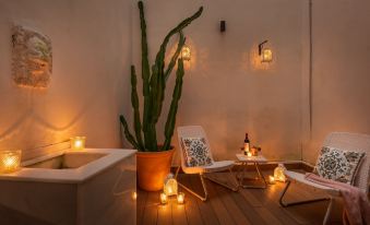 Casa Sevilla 1920 Suites by Época