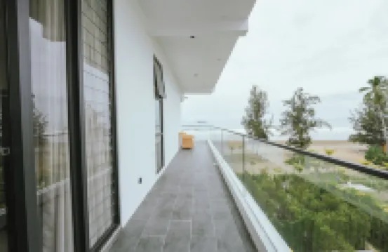 Roxy Beach Resort Hotels in Lundu