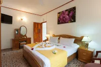 Orchid Self Catering Apartment - balcony