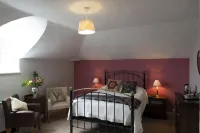 The Saracen's Head Hotels in Aylsham