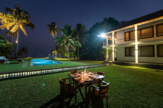 Amã Stays & Trails Pathiramanal Villa, Alappuzha Hotels in 