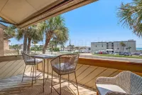 8 Sea Castles 3 Bedroom Condo by Redawning