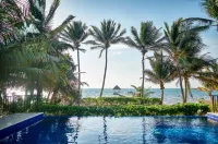 Beachfront Villa With Long Private Pier and Pool - Beach