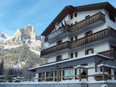 加尼翁加羅飯店 Chiesa di San Biagio附近的飯店
