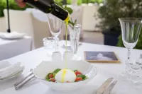 Palace Elisabeth Hvar Hotel - 朝食