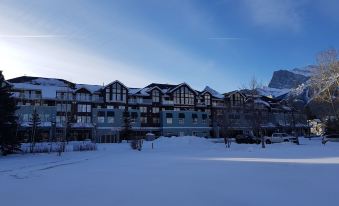 Sunset Resorts Canmore and Spa
