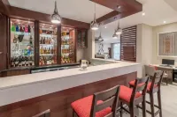 Hotel Savoy and Conference Centre - bar