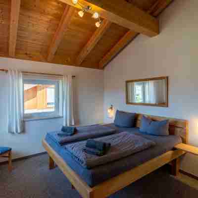 Astara- complete house in prime location with private garden Rooms