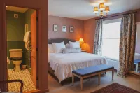 St Marys Gate Inn Hotels in Lyminster and Crossbush