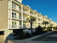 OceanView Condo with Pool and Hot Tub