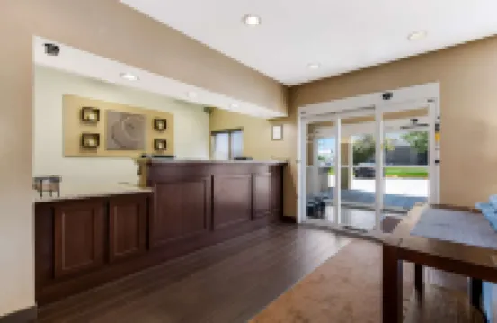 Comfort Inn East
