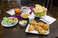 Hôtel Balladins Lyon Sud Chanas - breakfast