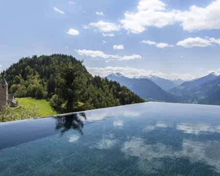 Miramonti Boutique Hotel Hotels in Hafling