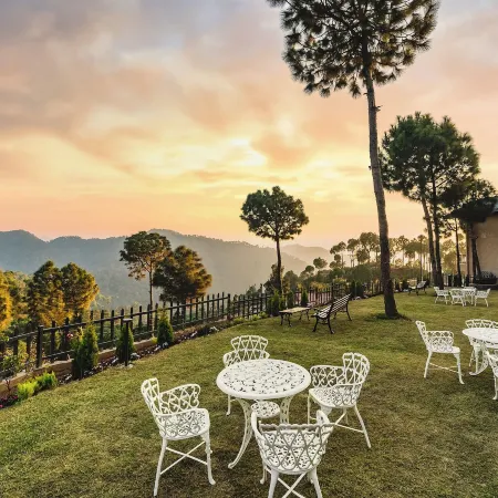 WelcomHeritage Parv Vilas Resort & Spa