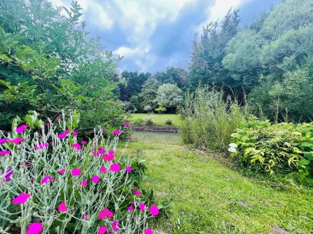 Domaine Jeanne de Laval Отели в г. Ле Гарен Сюр Луар