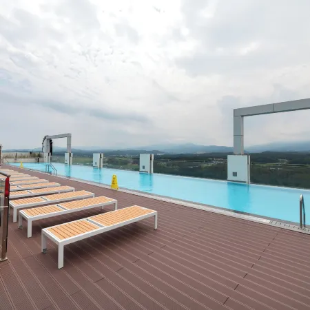 LE BLEU NAKSAN HOTEL