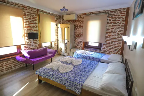 Rengarenk Pansiyon Hotels in Fevzipasa-vehbibey Mahallesi
