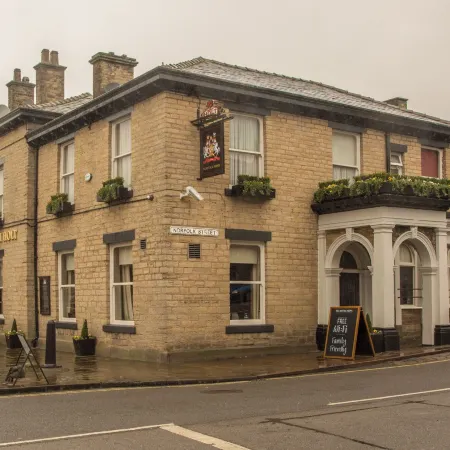 The Norfolk Arms Inn