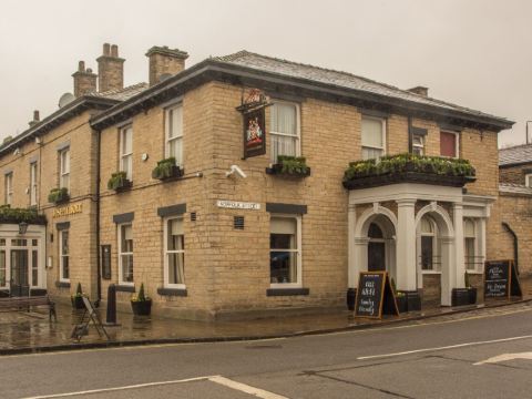 The Norfolk Arms Inn