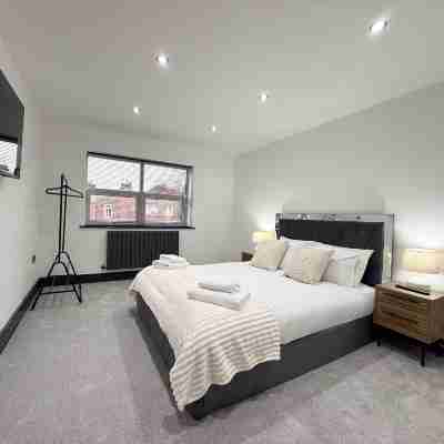 Santi House Rooms