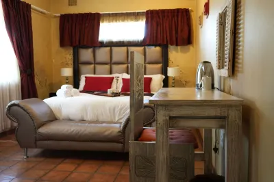 Tuscan Lodge Hotel di 