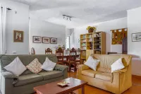 14B Quinta do Paraiso Amazing house located in t - Villas