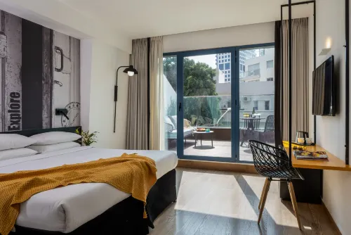 By14 TLV Hotel - Fitnessstudio