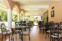 Silver Creek Resort Hoteles en Runaway Bay