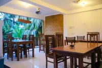 Sky Garden Mini Hotel - พร้อมอาหารเช้า