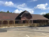 Hamilton Arms Suites - Parkplatz