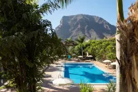 Residencial El Llano - Pools