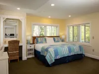 Glen Cove Inn & Suites Rockport Hotels in Knox County