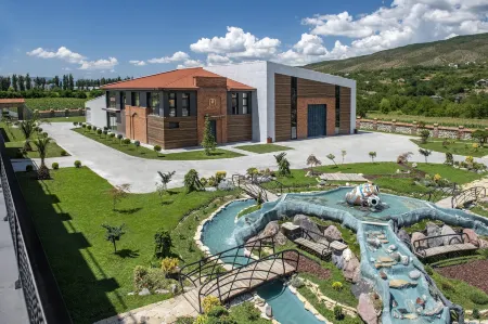 Villa Mosavali Отели в г. Мукрани